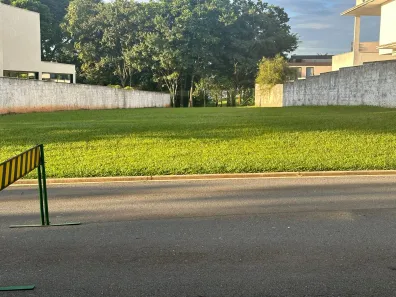 Lote/Terreno à venda, 886m² no Residencial Alphaville Flamboyant, Goiânia
