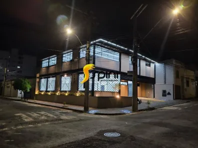 Prédio Comercial à venda, 382m² no Martins, Uberlândia
