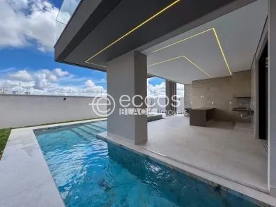Casa de Condomínio com 4 Quartos à venda, 335m² no Jardim Sul, Uberlândia