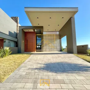 Casa com 3 Quartos à venda, 210m² no Centro, Gravataí