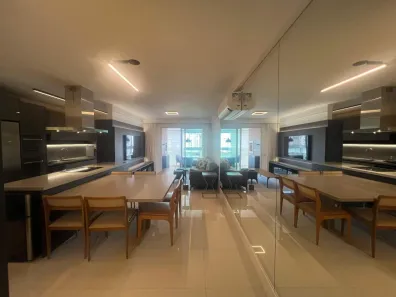 Apartamento com 2 Quartos para alugar, 104m² no Agronômica, Florianópolis