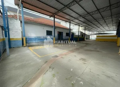 Galpão/Depósito/Armazém para alugar, 900m² no Martins, Uberlândia