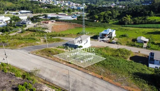 Lote/Terreno à venda, 324m² no Flores da Cunha, Flores da Cunha