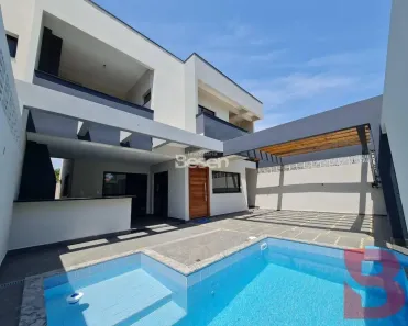 Casa com 3 Quartos à venda, 2323m² no Rainha, Itapoá