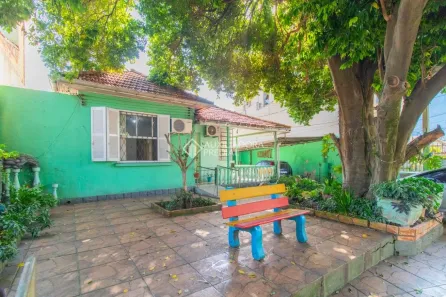 Casa com 3 Quartos à venda, 130m² no Cristal, Porto Alegre