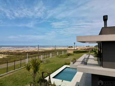Casa de Condomínio com 5 Quartos à venda, 380m² no Capão Novo, Capão da Canoa