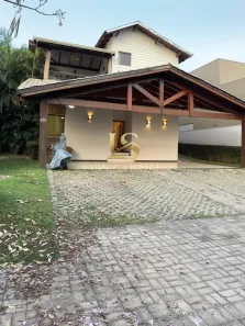 Casa de Condomínio com 4 Quartos para alugar, 350m² no Jardim Itália, Cuiabá