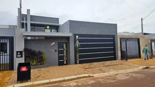 Casa com 3 Quartos à venda, 150m² no Esmeralda, Cascavel