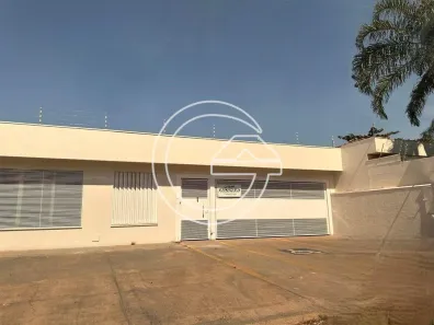 Imóvel Comercial à venda, 415m² no Centro, Marília