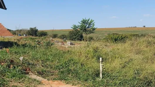 Lote/Terreno à venda, 204m² no Jardim Ipê Amarelo, Araraquara