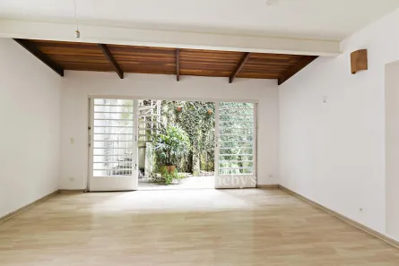 Casa com 1 Quarto à venda, 360m² no Sumaré, São Paulo