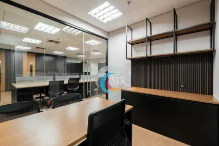 Sala Comercial para alugar, 130m² no Vila Olímpia, São Paulo