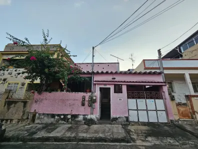 Casa com 4 Quartos à venda, 150m² no Camarão, São Gonçalo