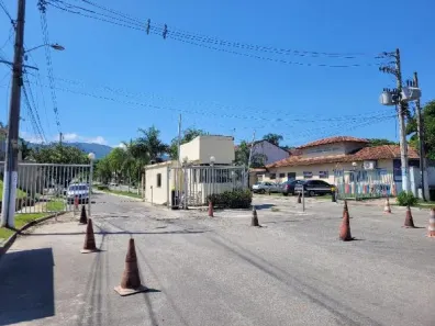 Casa com 2 Quartos à venda, 61m² no Campo Alegre, Nova Iguaçu