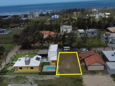 Lote/Terreno à venda, 300m² no , Balneário Gaivota