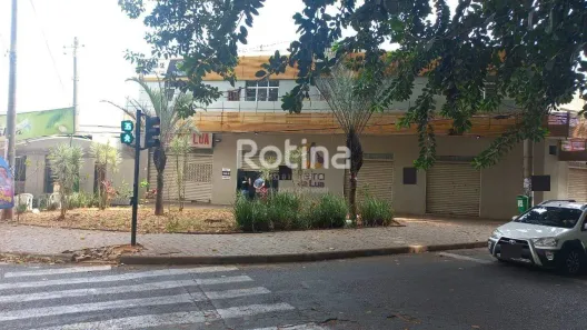 Ponto Comercial para alugar, 250m² no Martins, Uberlândia