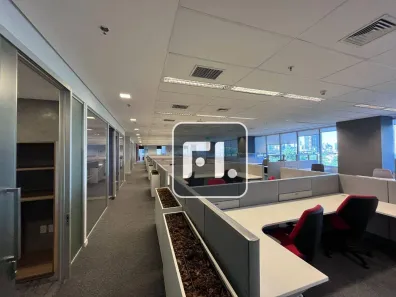 Sala Comercial para alugar, 813m² no Vila Gertrudes, São Paulo