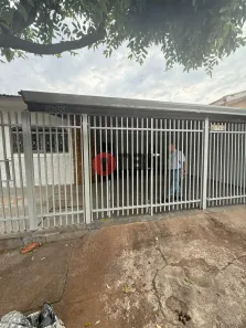 Casa com 3 Quartos para alugar, 200m² no Vila Zilda, São José do Rio Preto