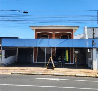 Sobrado com 3 Quartos à venda, 262m² no Jardim Floridiana (Vila Xavier), Araraquara