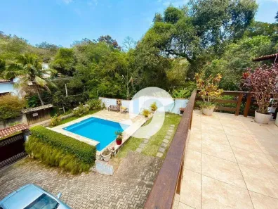 Casa com 3 Quartos à venda, 400m² no Mata Paca, Niterói