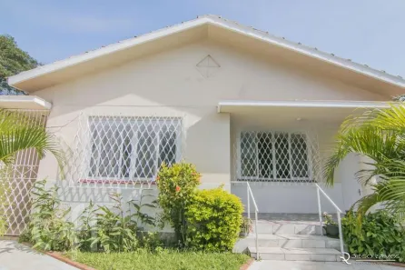 Casa com 3 Quartos à venda, 184m² no Cristal, Porto Alegre