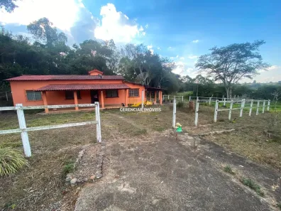 Fazenda/Sítio com 3 Quartos à venda, 5000m² no Centro, Itatiaiuçu