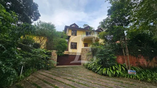 Casa com 4 Quartos à venda, 393m² no Cumbari, Mairiporã
