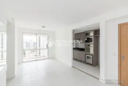 Apartamento com 3 Quartos à venda, 74m² no Passo da Areia, Porto Alegre