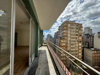 Sala Comercial para alugar, 180m² no Centro Histórico, Porto Alegre