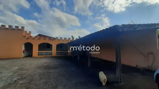 Fazenda/Sítio com 3 Quartos à venda, 155m² no Nogueira, Guararema