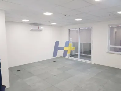 Sala Comercial à venda, 42m² no Vila Gertrudes, São Paulo
