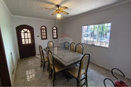 Imóvel Comercial com 3 Quartos para alugar, 300m² no Vila Bocaina, Mauá