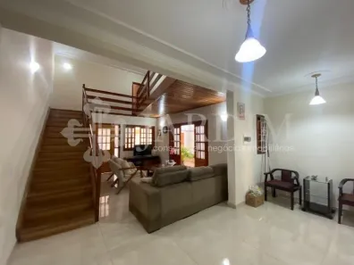 Casa com 3 Quartos à venda, 285m² no Cidade Alta, Piracicaba