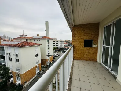 Apartamento com 2 Quartos à venda, 65m² no Monte Cristo, Florianópolis