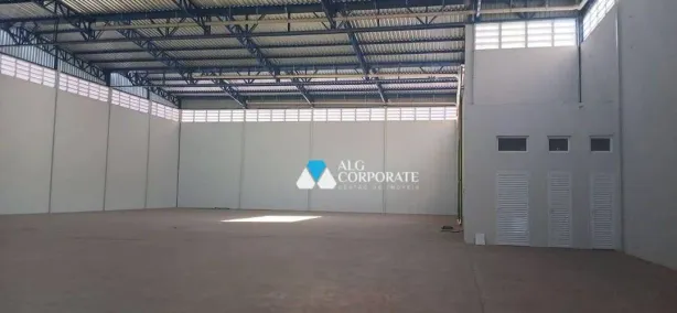 Galpão/Depósito/Armazém para alugar, 1600m² no Vila São Cristóvão, Uberaba