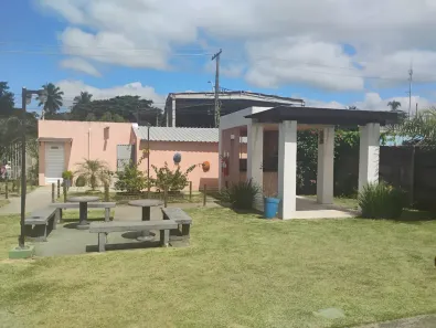 Apartamento com 2 Quartos para alugar, 42m² no Malícia (Abrantes), Camaçari