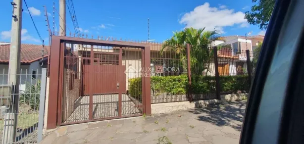 Casa com 3 Quartos à venda, 134m² no Jardim Itu, Porto Alegre