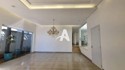 Casa de Condomínio com 4 Quartos para alugar, 210m² no Nova Uberlândia, Uberlândia