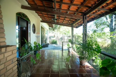 Fazenda/Sítio com 3 Quartos à venda, 430m² no Jardim Estância Brasil, Atibaia