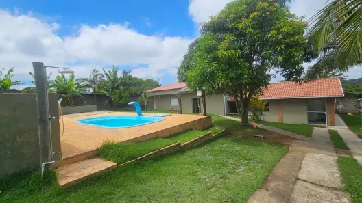 Fazenda/Sítio com 3 Quartos à venda, 175m² no Loteamento Chácaras Ingrid, Taubaté