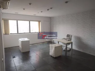 Sala Comercial para venda ou aluguel, 30m² no São Judas, São Paulo