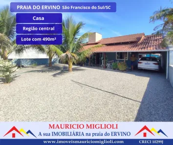 Casa com 2 Quartos à venda, 150m² no Praia do Ervino, São Francisco do Sul
