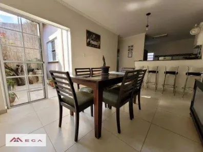 Casa com 3 Quartos à venda, 220m² no Jardim Roseira, Campinas