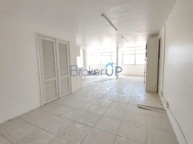 Sala Comercial à venda, 55m² no Centro Histórico, Porto Alegre