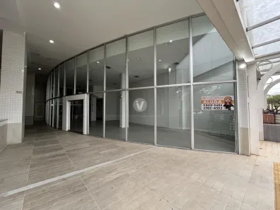 Ponto Comercial com 3 Quartos para venda ou aluguel, 660m² no Nossa Senhora Medianeira, Santa Maria