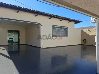 Casa com 3 Quartos à venda, 280m² no Vila Isaura, Goiânia