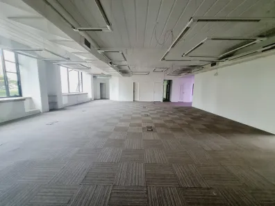 Sala Comercial para alugar, 375m² no Cidade Monções, São Paulo