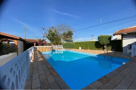 Casa com 3 Quartos para alugar, 307m² no Jardim Alvinópolis, Atibaia