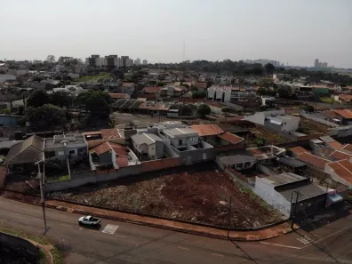 Lote/Terreno à venda, 919m² no Colúmbia, Londrina