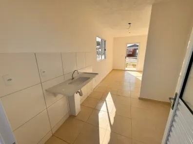 Casa de Condomínio com 2 Quartos para alugar, 55m² no , Iranduba